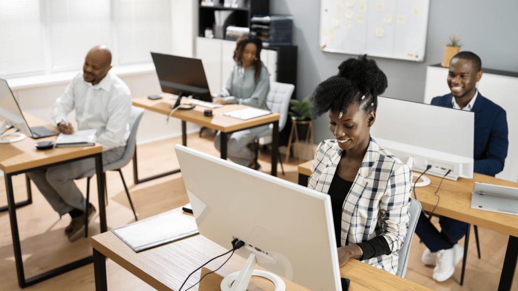 Customer support agents using tech for support services